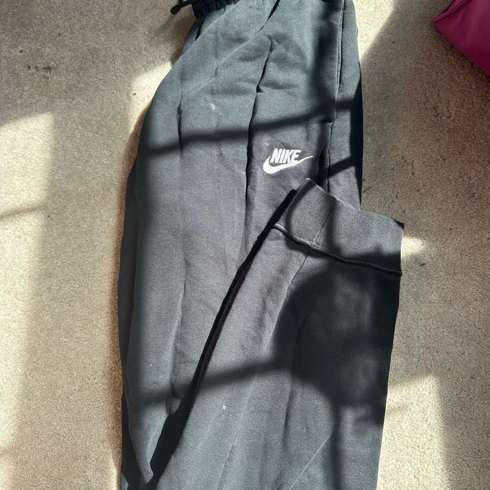 Nike Black Fleece Sweatpants